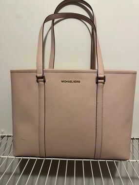 Michael Kors Light Pink Tote